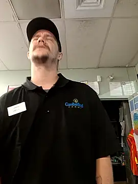 Snapshot of ChuckyyDee chatting on 01/19/26, 06:28 ChuckyyDee online show from 01/19/26, 06:28