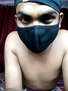 Snapshot of Amzing-Couple chatting on 02/22/25, 05:24 Amzing-Couple online show from 02/22/25, 05:24