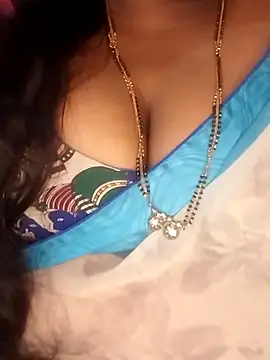 Sexy Radhikaa online show from 12/15/25, 02:49