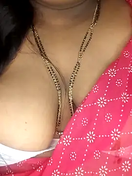 Sexy Radhikaa online show from 03/26/26, 06:24