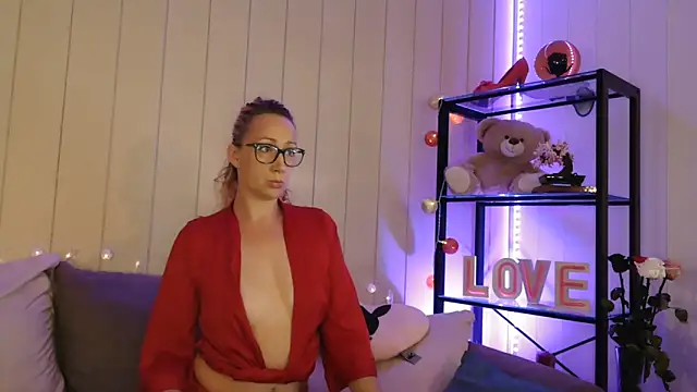 Lyscoquine online show from 10/01/25, 12:22