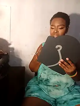 curvyloneah75 online show from 03/16/25, 02:44