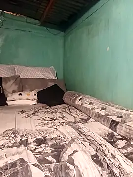 curvyloneah75 online show from 12/20/25, 06:59