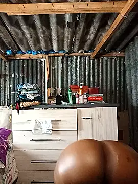 curvyloneah75 online show from 01/17/26, 10:42