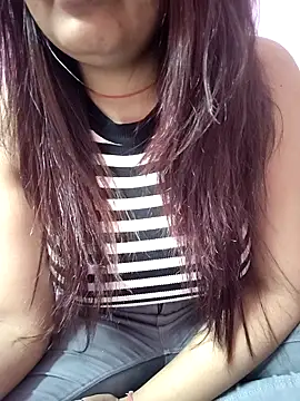 Snapshot of _nishalove19 chatting on 12/11/24, 07:46 nishalove19 online show from 12/11/24, 07:46