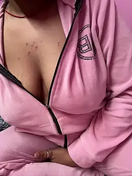 Snapshot of _nishalove19 chatting on 01/07/25, 07:17 nishalove19 online show from 01/07/25, 07:17