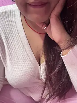 Snapshot of _nishalove19 chatting on 01/19/25, 07:15 nishalove19 online show from 01/19/25, 07:15