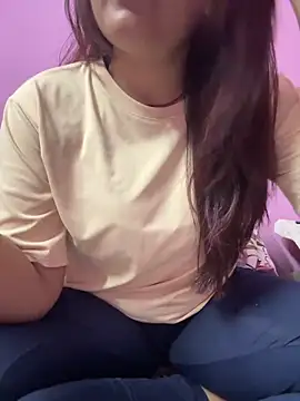 Snapshot of _nishalove19 chatting on 03/13/25, 07:17 nishalove19 online show from 03/13/25, 07:17