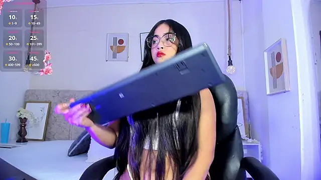 artemiss  online show from 03/11/25, 07:14