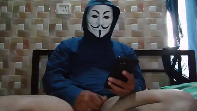 Snapshot of Uncut_daddy247 chatting on 11/11/25, 07:41 Uncut daddy247 online show from 11/11/25, 07:41