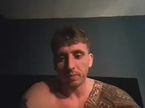 freddie90908 online show from 12/10/24, 03:41