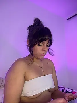 Snapshot of gabyfoxster chatting on 02/26/25, 07:53 gabyfoxster online show from 02/26/25, 07:53