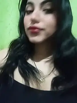 Naomy veracruz  online show from 11/19/25, 12:27