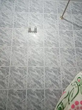 Naomy veracruz  online show from 12/16/25, 10:09