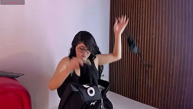 king lovely hornyy online show from 04/11/26, 12:31