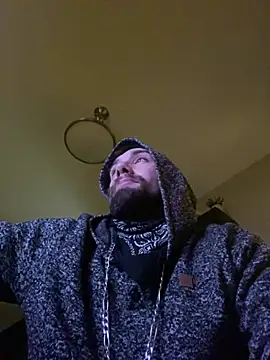 Snapshot of Fuckboy4public chatting on 12/12/24, 10:24 Fuckboy4public online show from 12/12/24, 10:24