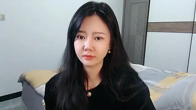 zoe-keke online show from 12/04/24, 01:53