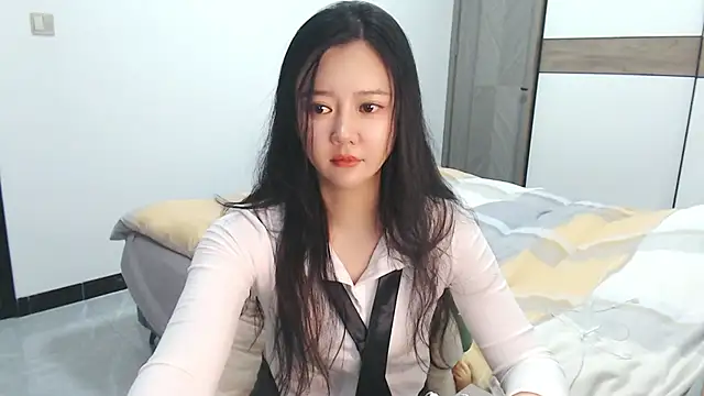 zoe-keke online show from 12/12/24, 03:59