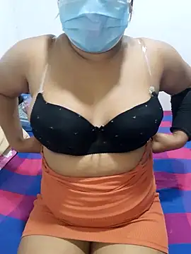 Snapshot of Masha_123 chatting on 09/17/25, 07:43 Masha 123 online show from 09/17/25, 07:43