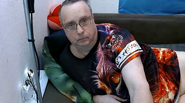 Manfred1012 online show from 02/26/25, 05:09