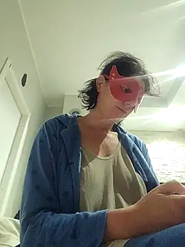 Vagabondainnamorata online show from 11/13/25, 03:38