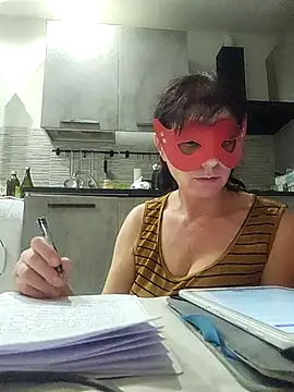 Vagabondainnamorata online show from 11/21/25, 04:05