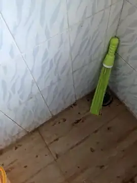 surabhi09 online show from 11/20/25, 03:39