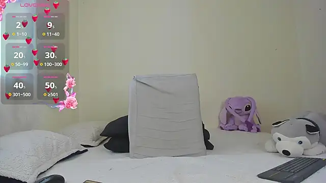 Snapshot of Hannah_Baileyy chatting on 03/16/25, 06:55 Hannah Baileyy online show from 03/16/25, 06:55