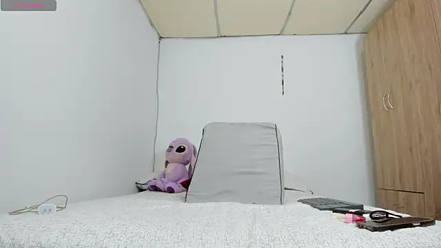 Hannah Baileyy online show from 05/05/26, 11:24