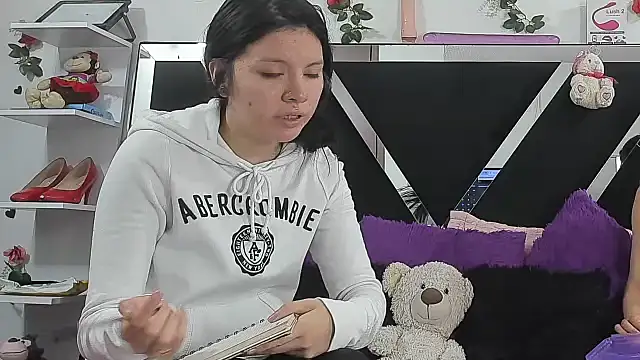 abby eemily online show from 09/27/25, 12:10