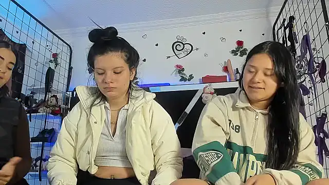 abby eemily online show from 11/14/25, 12:15