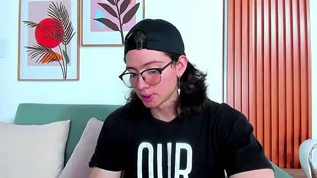 Snapshot of AngelBennet_ chatting on 01/22/25, 03:31 AngelBennet online show from 01/22/25, 03:31