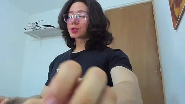 Snapshot of AngelBennet_ chatting on 02/11/25, 03:08 AngelBennet online show from 02/11/25, 03:08