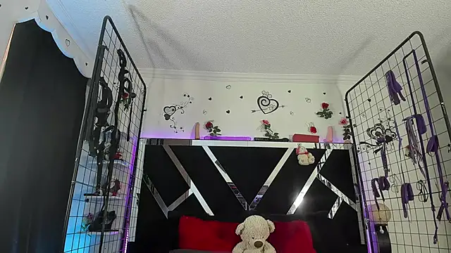 thedream girls online show from 11/21/25, 12:15