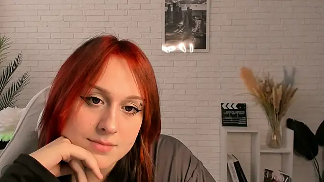 EdlaHatter online show from 12/05/24, 07:16