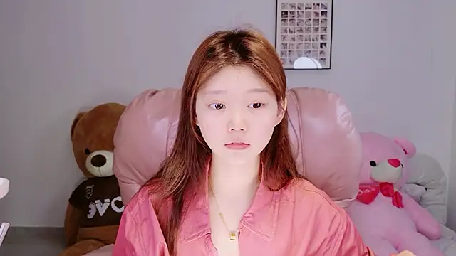 yangyang-1115 online show from 04/13/26, 02:17