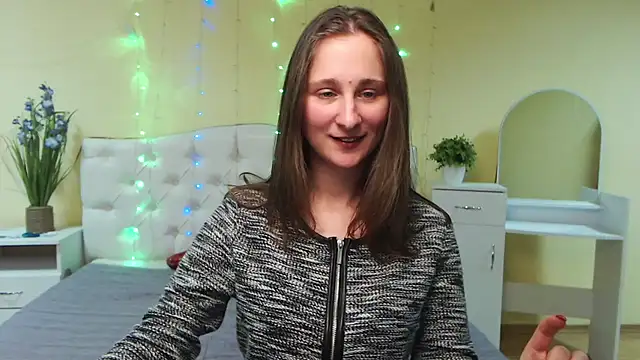 MichelLeee online show from 02/03/25, 03:17