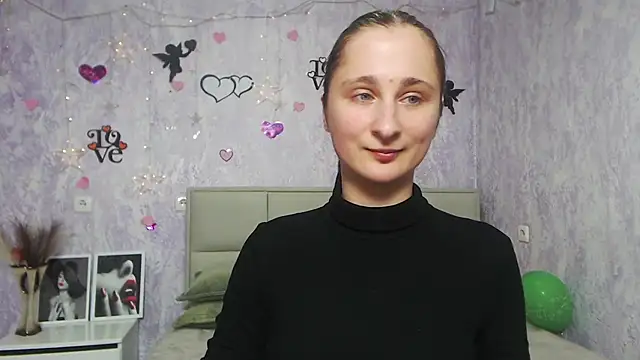 MichelLeee online show from 02/04/25, 03:15