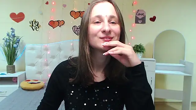 MichelLeee online show from 02/19/25, 12:33