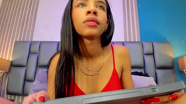 AshleyHill2 online show from 02/21/25, 06:51