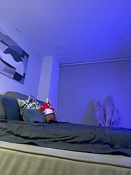 DimitriSullivan  online show from 02/21/25, 02:17