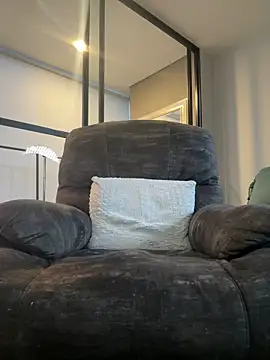 DimitriSullivan  online show from 02/22/25, 11:35