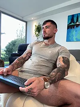 DimitriSullivan  online show from 10/05/25, 09:45