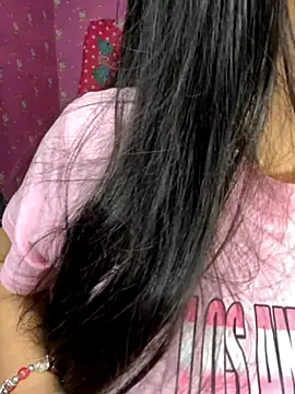 Velyn 18 online show from 12/01/25, 06:46