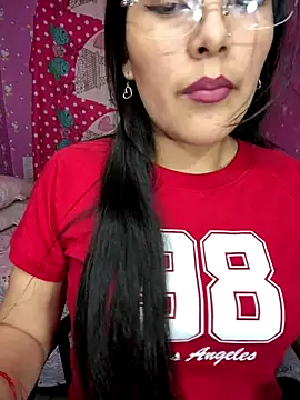 Velyn 18 online show from 12/03/25, 06:50