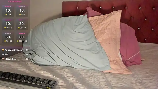 Lady Rey online show from 02/13/25, 04:11