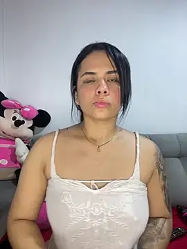 Leyna Kenet online show from 12/24/24, 07:06