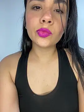 Leyna Kenet online show from 01/29/25, 03:33