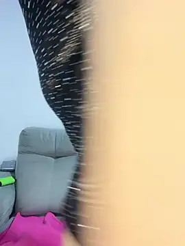 Leyna Kenet online show from 02/16/25, 04:42