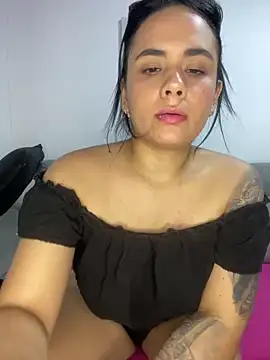 Leyna Kenet online show from 03/06/25, 02:41